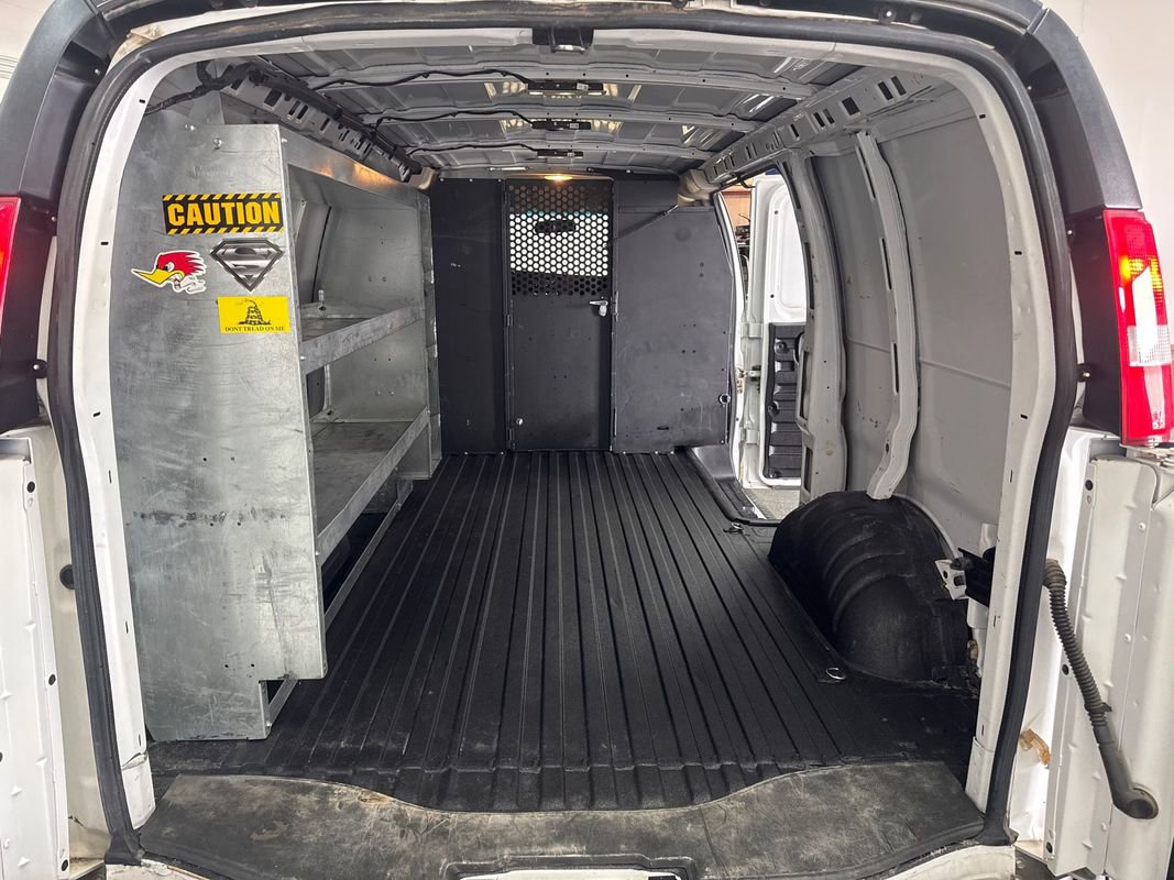 Used 2021 Chevrolet Express 2500 w/ Driver Convenience Package image 17