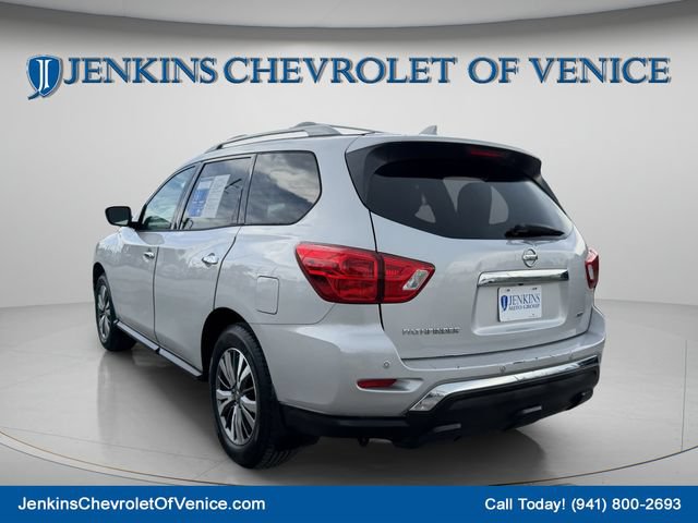 Used 2019 Nissan Pathfinder S AWD/4WD image 6