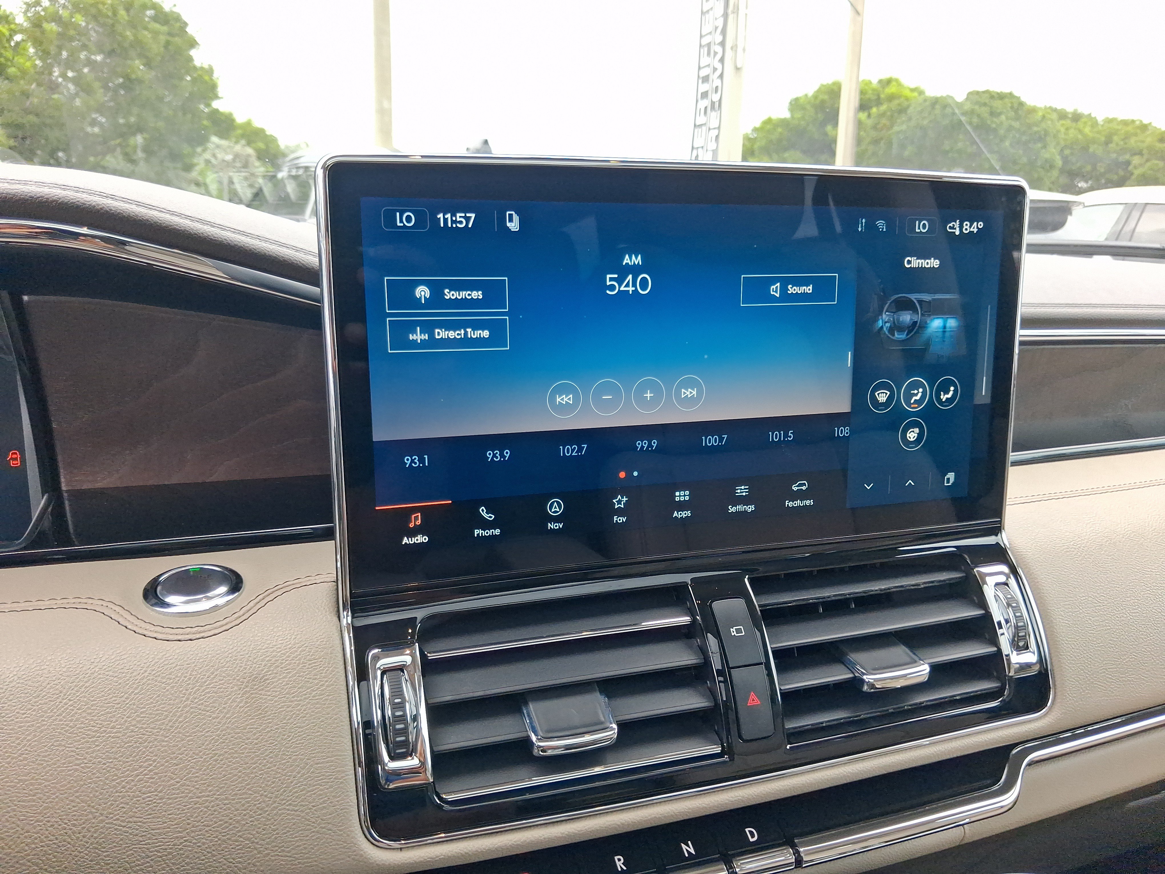 Used 2023 Lincoln Navigator L Reserve RWD image 18
