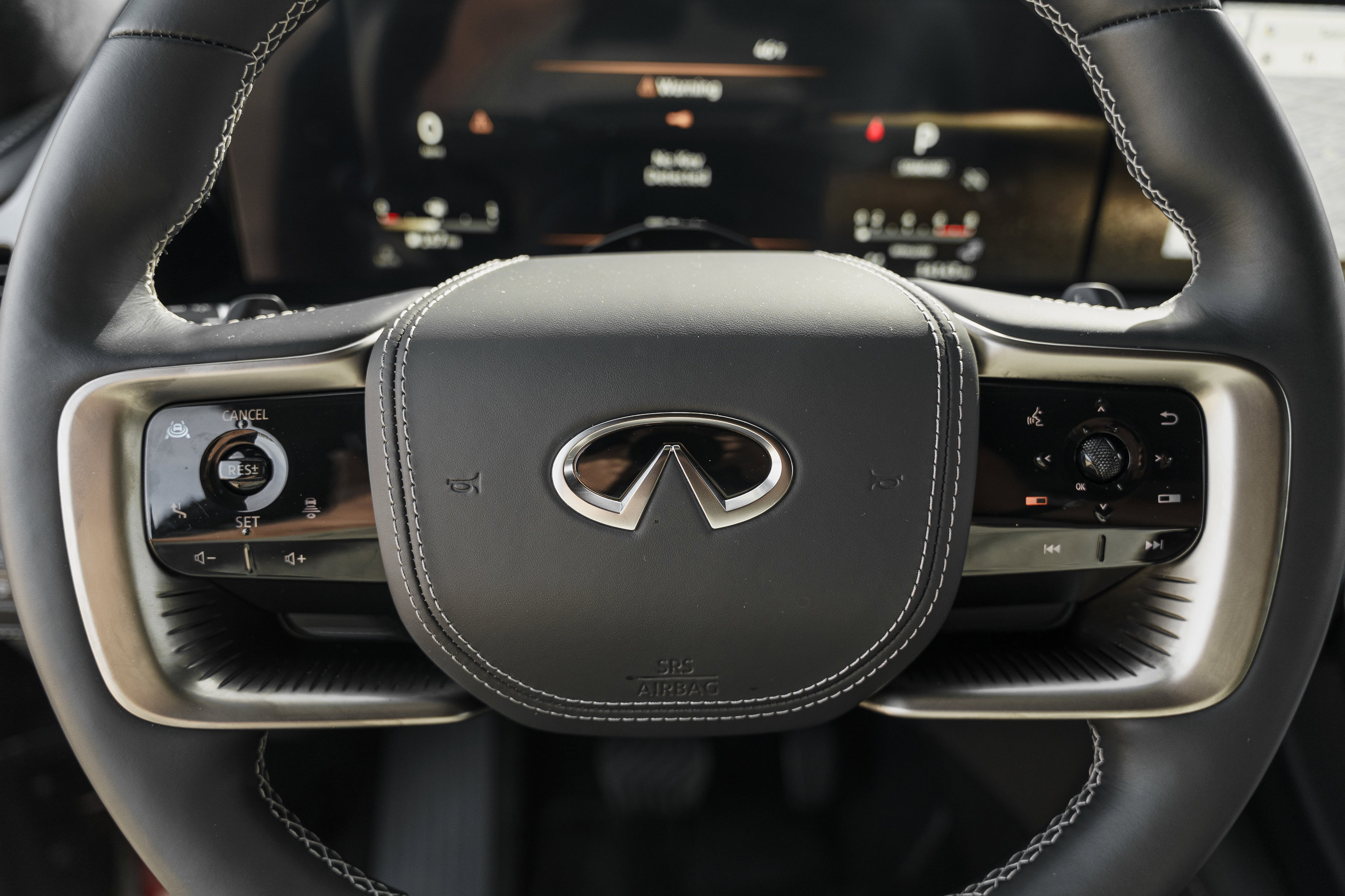 Used 2025 INFINITI QX80 Autograph w/ Autograph Exterior Package image 16