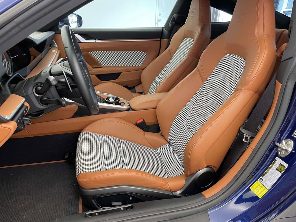 Certified 2024 Porsche 911 Carrera 4S AWD/4WD image 5