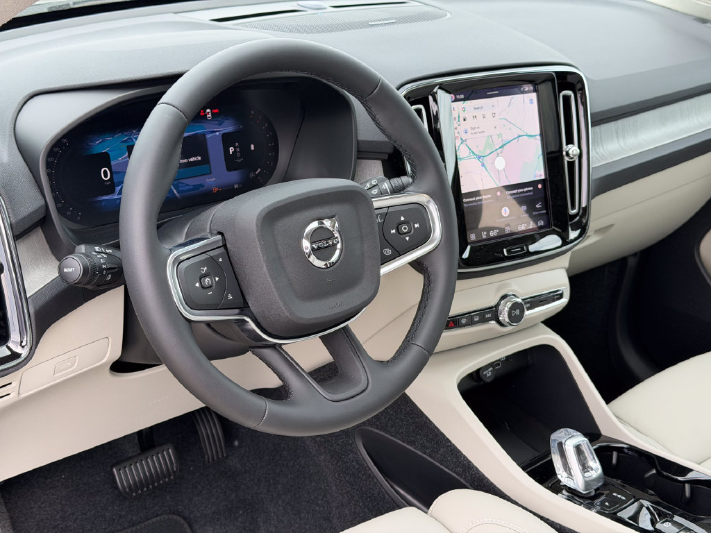 New 2026 Volvo XC40 B5 Plus w/ Climate Package AWD/4WD image 14