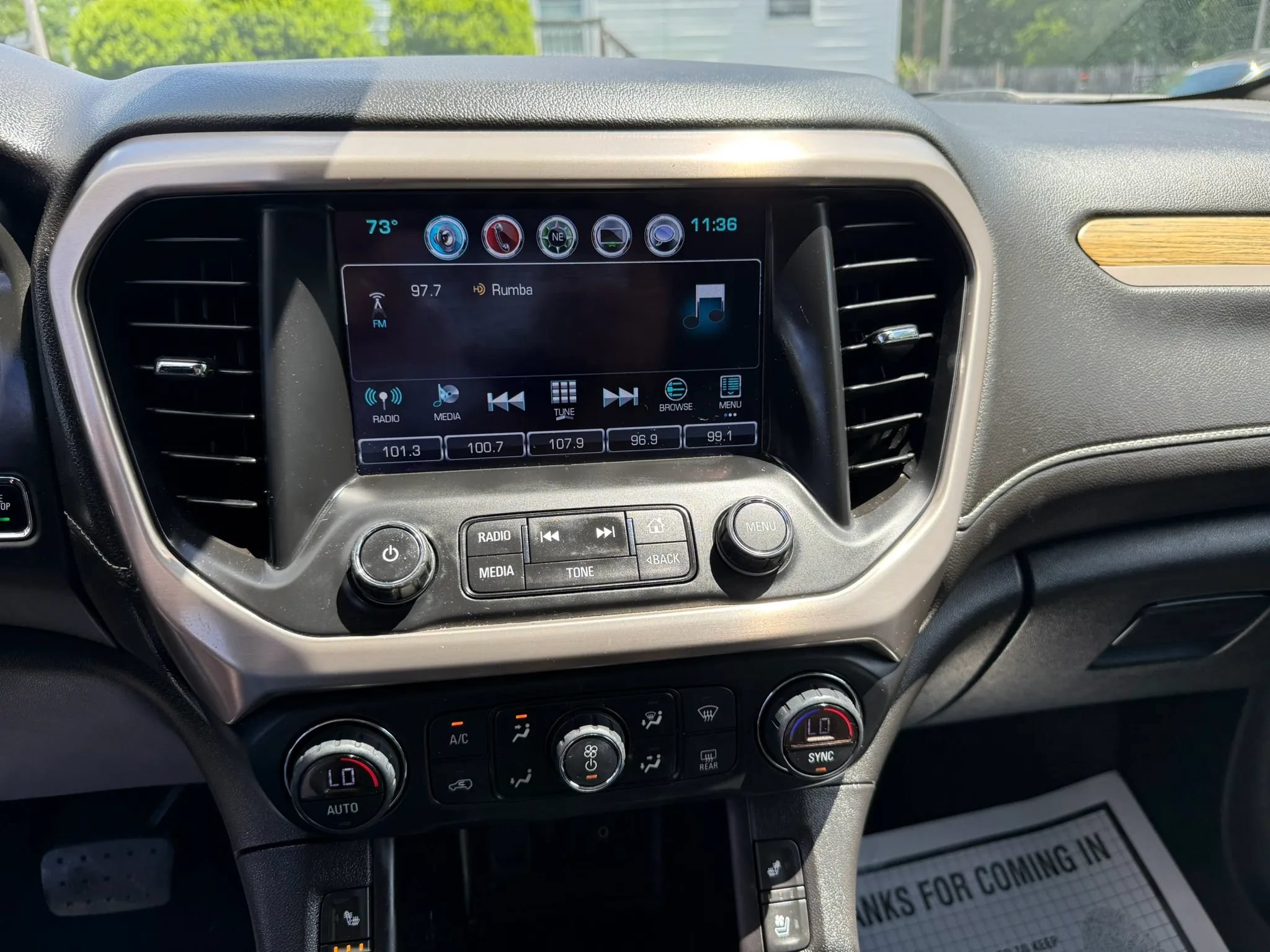 Used 2018 GMC Acadia Denali w/ Technology Package AWD/4WD image 21