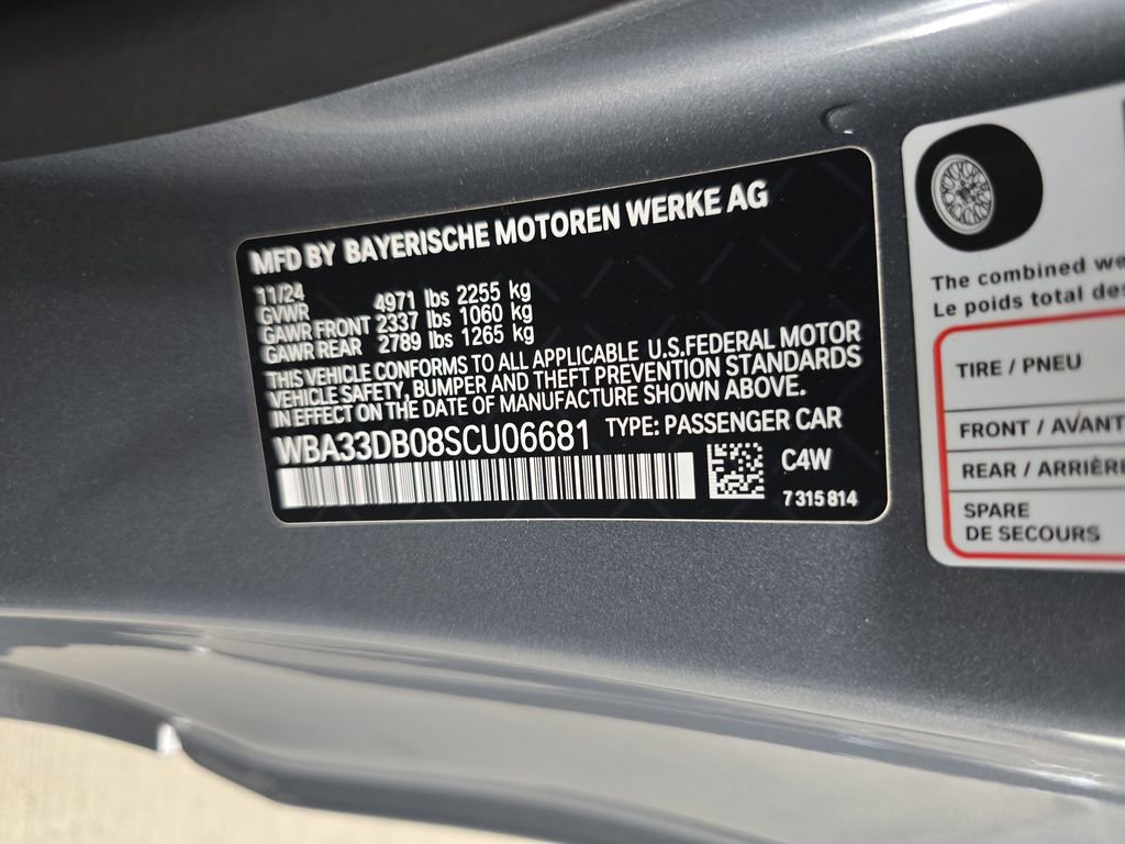 Used 2025 BMW 430i Convertible w/ Convenience Package image 32