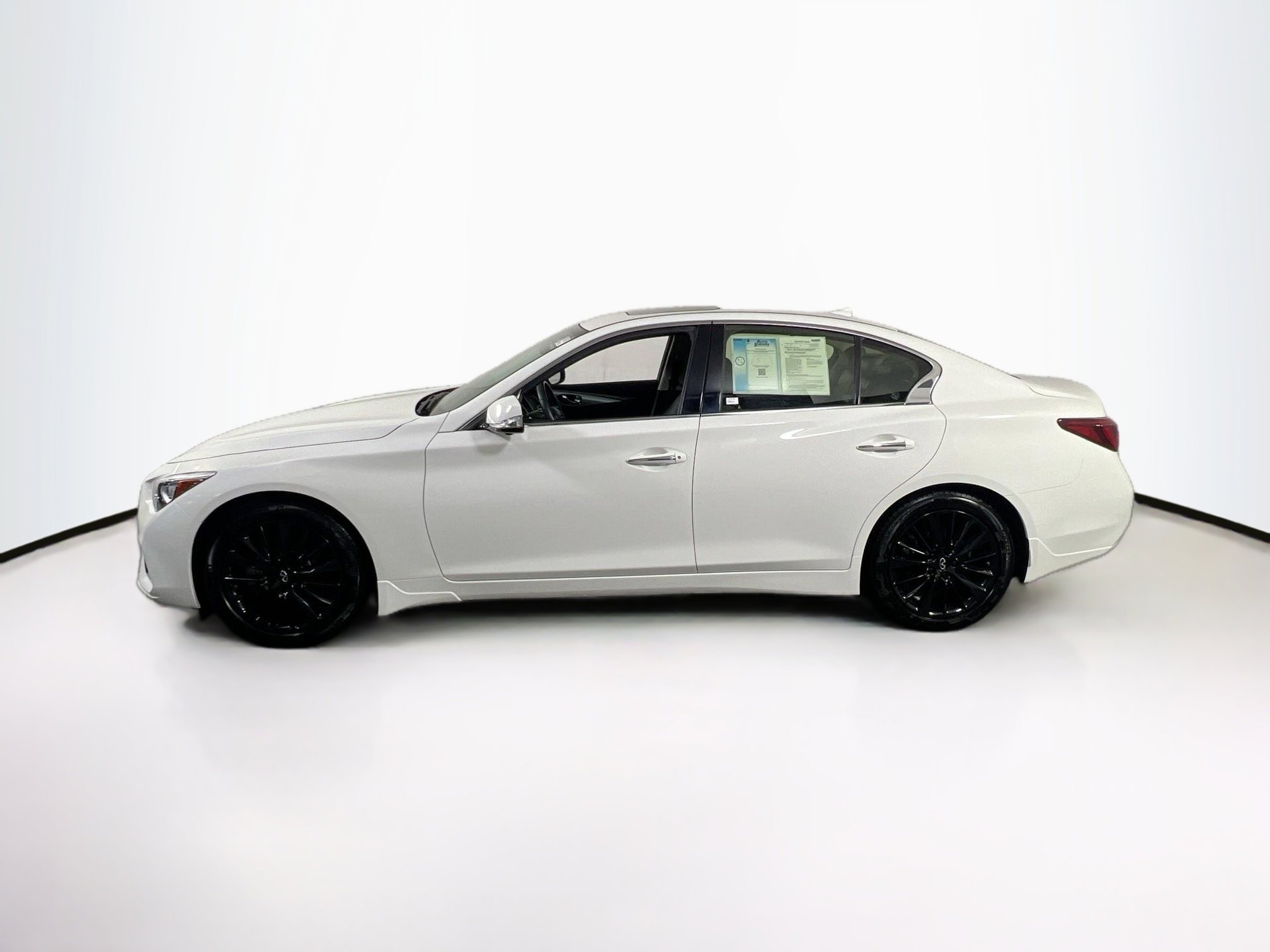 Used 2022 INFINITI Q50 Luxe w/ Cargo Package image 8