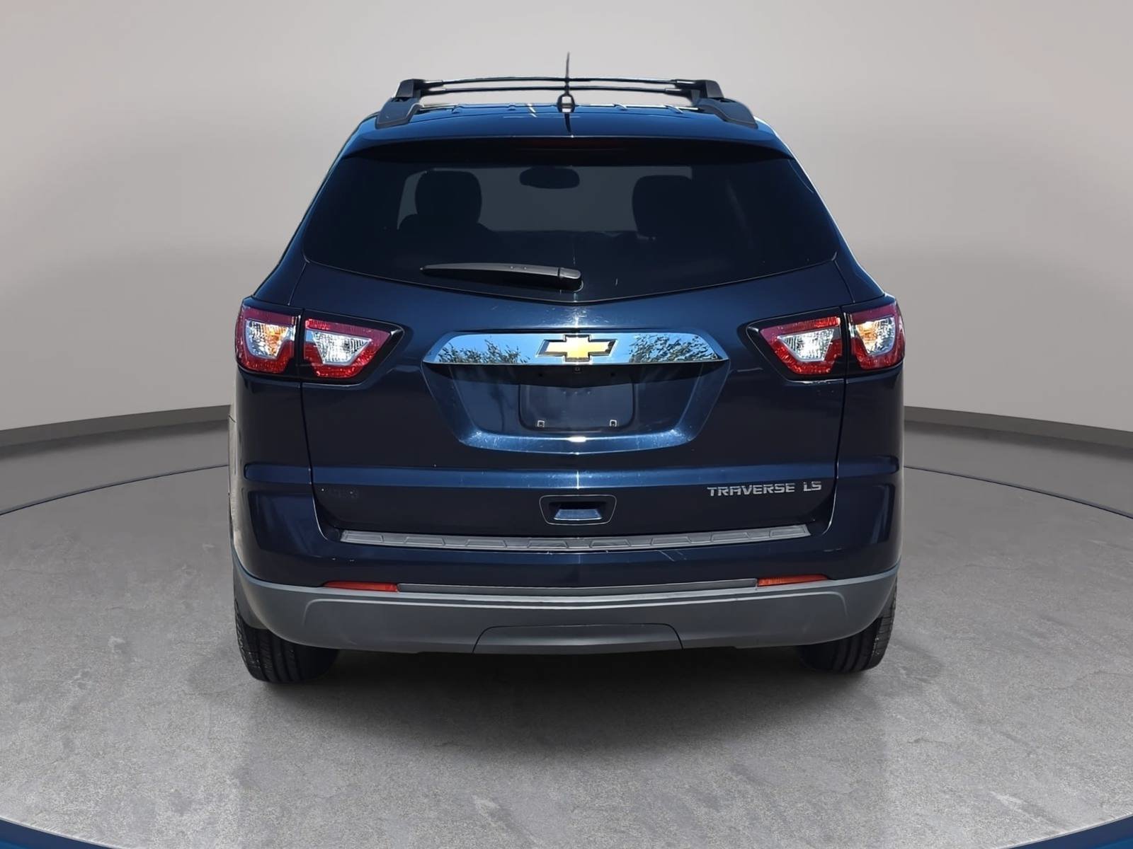 Used 2015 Chevrolet Traverse LS FWD image 6