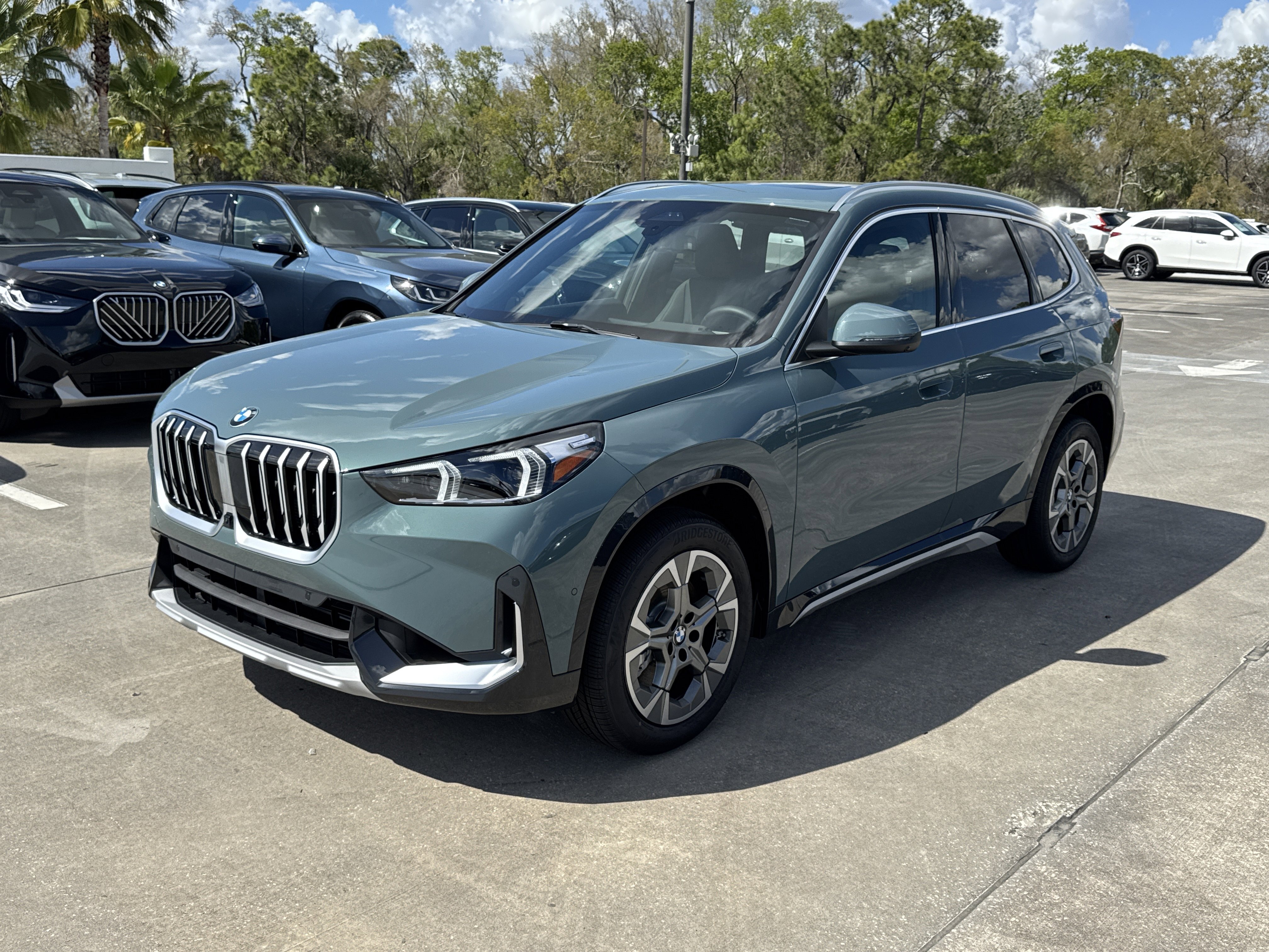 New 2026 BMW X1 xDrive28i w/ Technology Package image 3