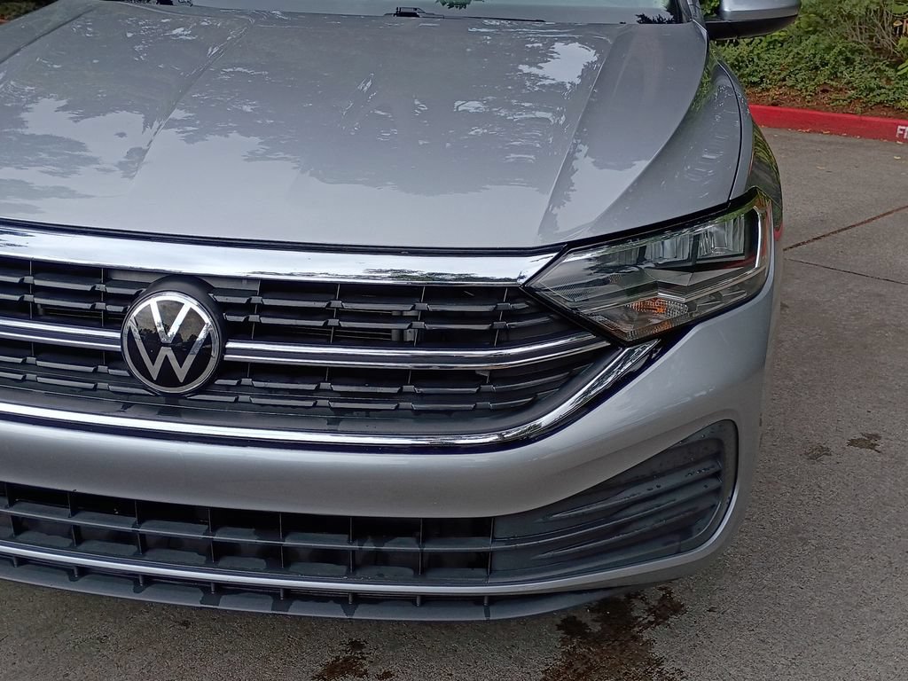 Used 2022 Volkswagen Jetta SE FWD image 10