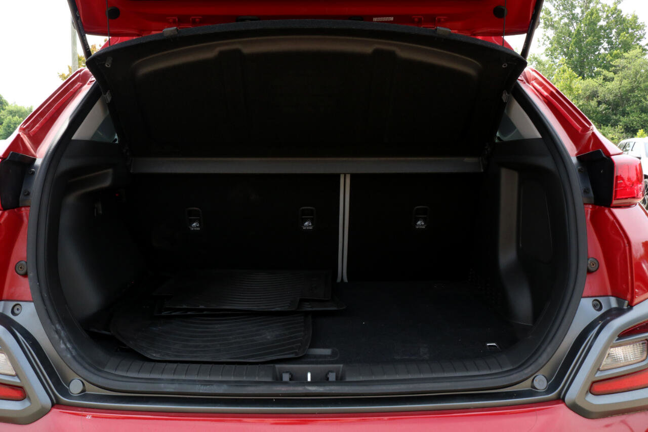 Used 2021 Hyundai Kona Limited w/ Winter Weather Package image 35