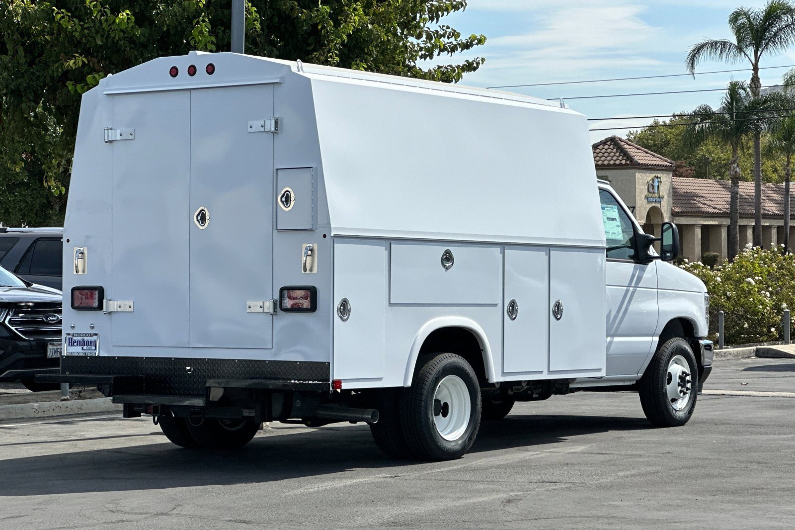 New 2025 Ford E-350 and Econoline 350 Super Duty w/ Power Equipment Group image 4