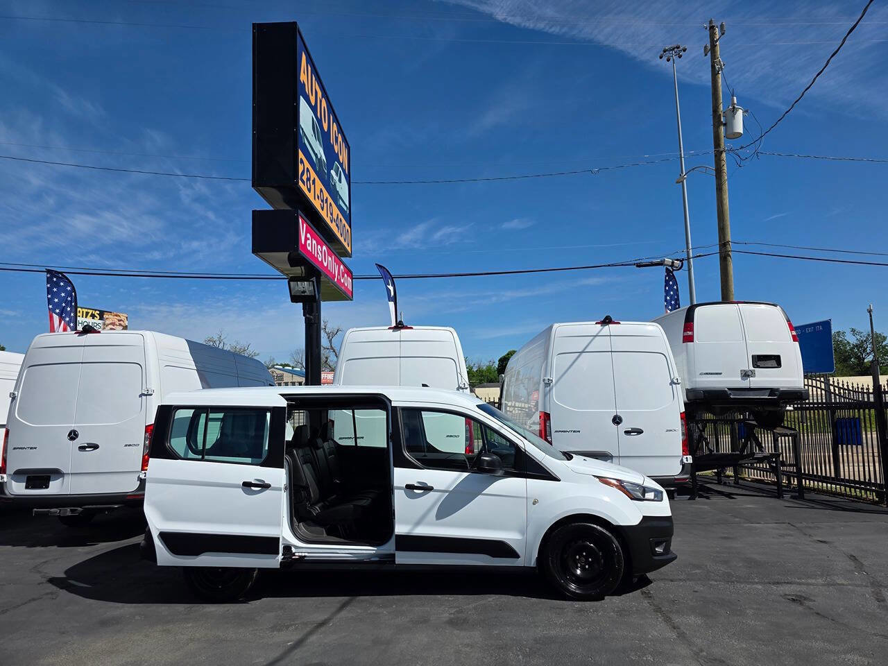 Used 2020 Ford Transit Connect XL image 5