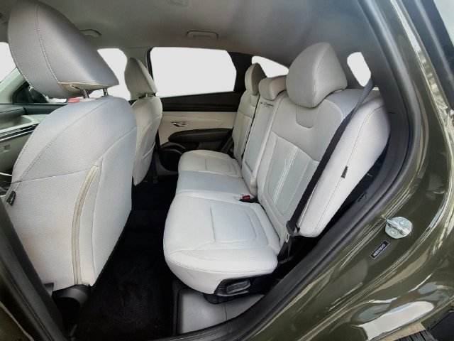 Certified 2025 Hyundai Tucson SEL FWD image 25