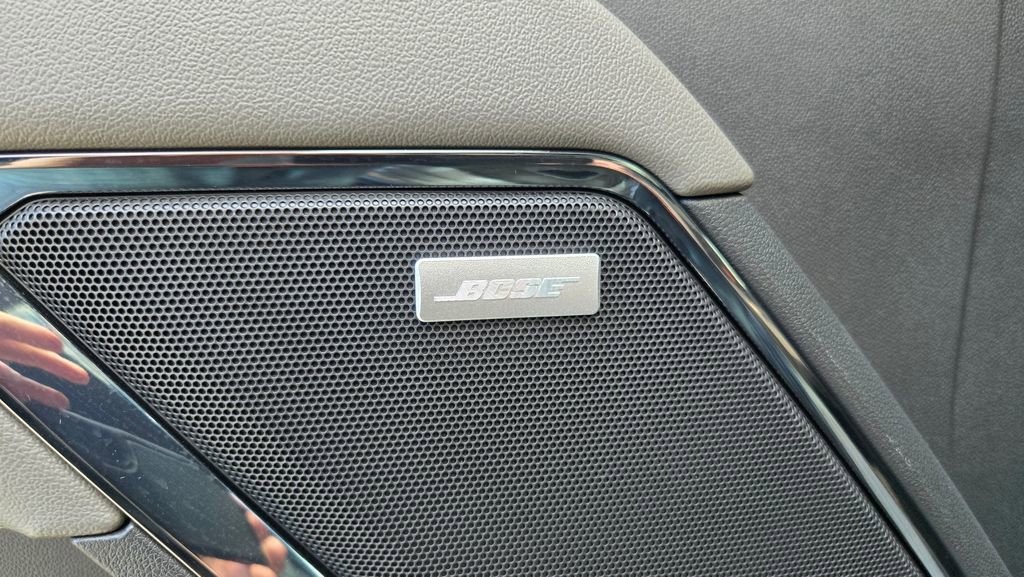 Used 2024 Chevrolet Silverado 2500 ZR2 w/ Technology Package image 19