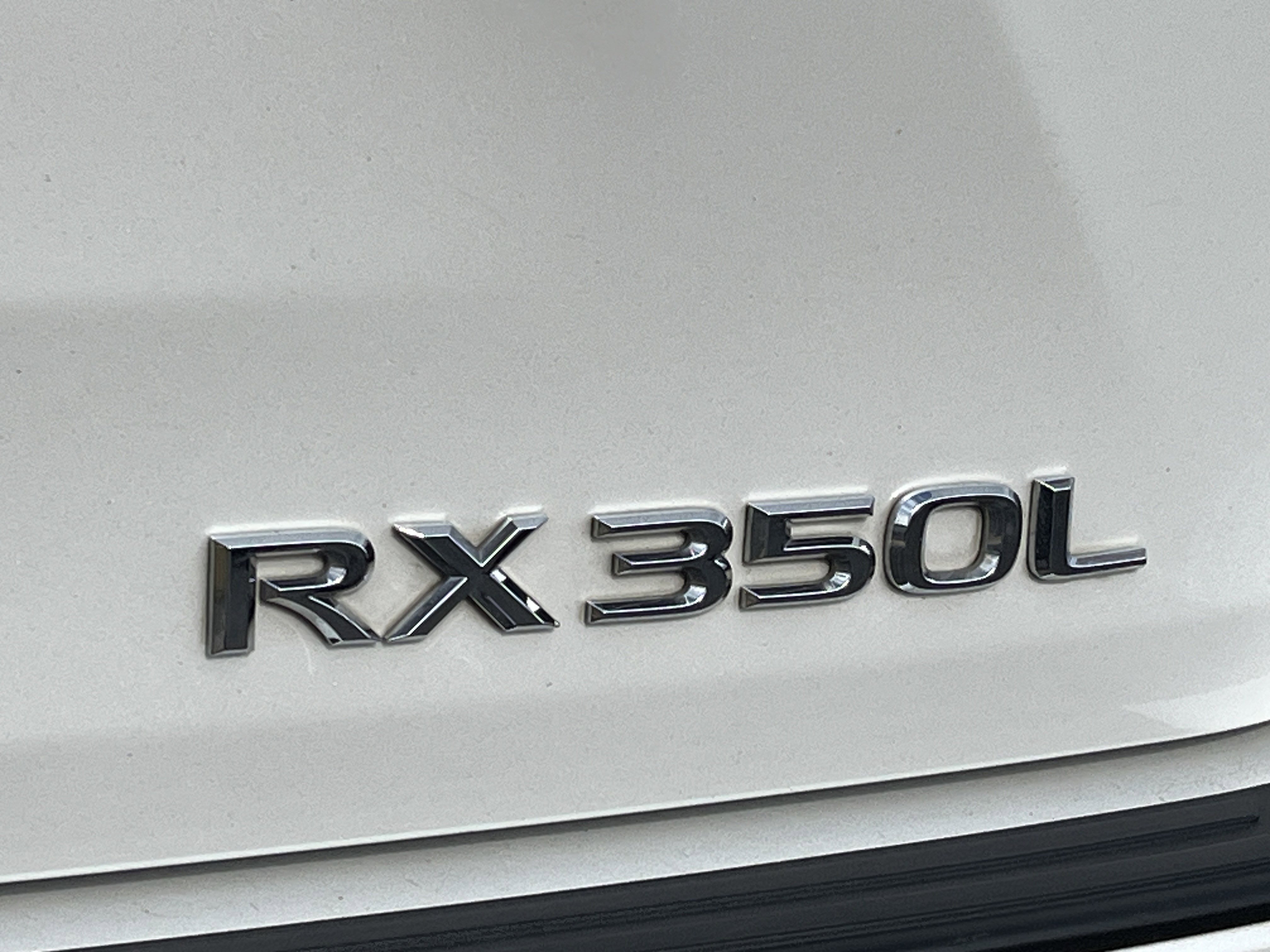 Used 2019 Lexus RX 350L AWD image 29
