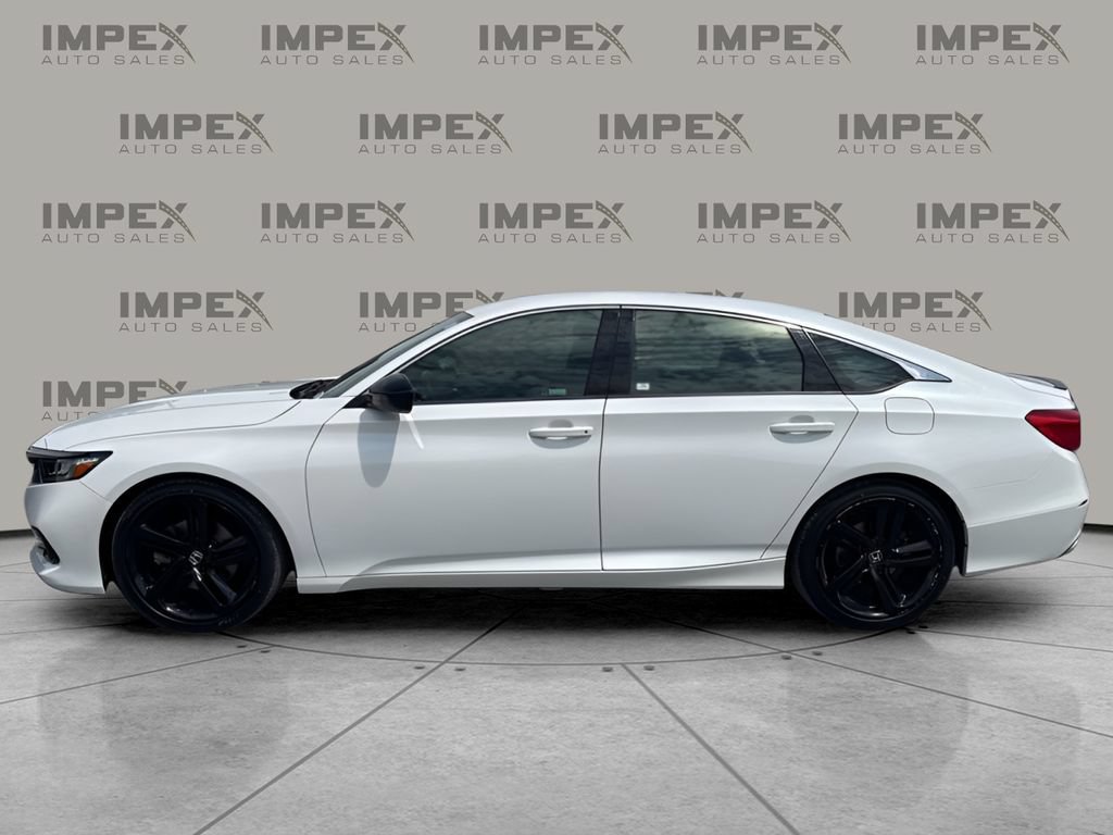 Used 2022 Honda Accord Sport image 2