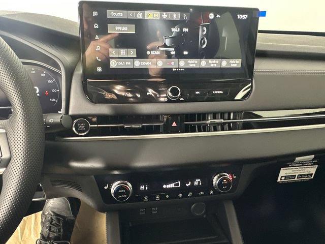 New 2026 Mitsubishi Outlander SE FWD image 30