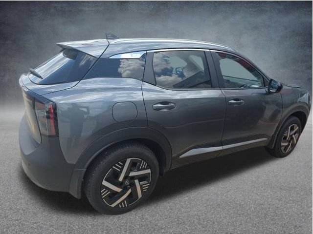 Used 2026 Nissan Kicks SV w/ SV Premium Package FWD image 11