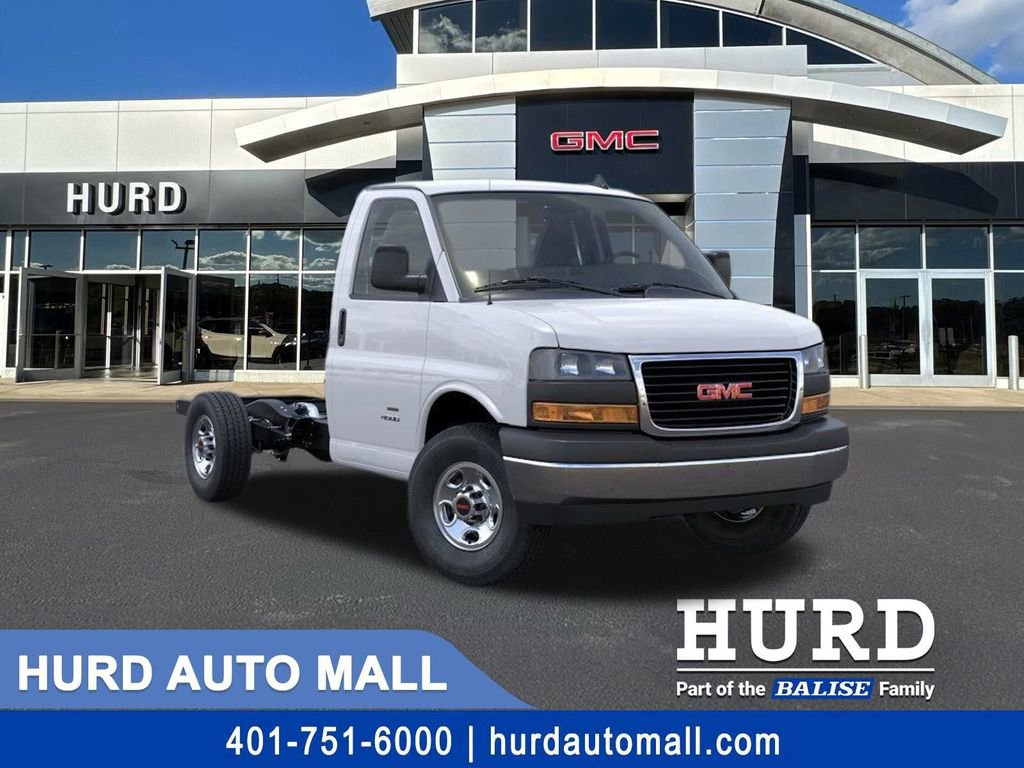 New 2025 GMC Savana 3500 w/ Power Convenience Package