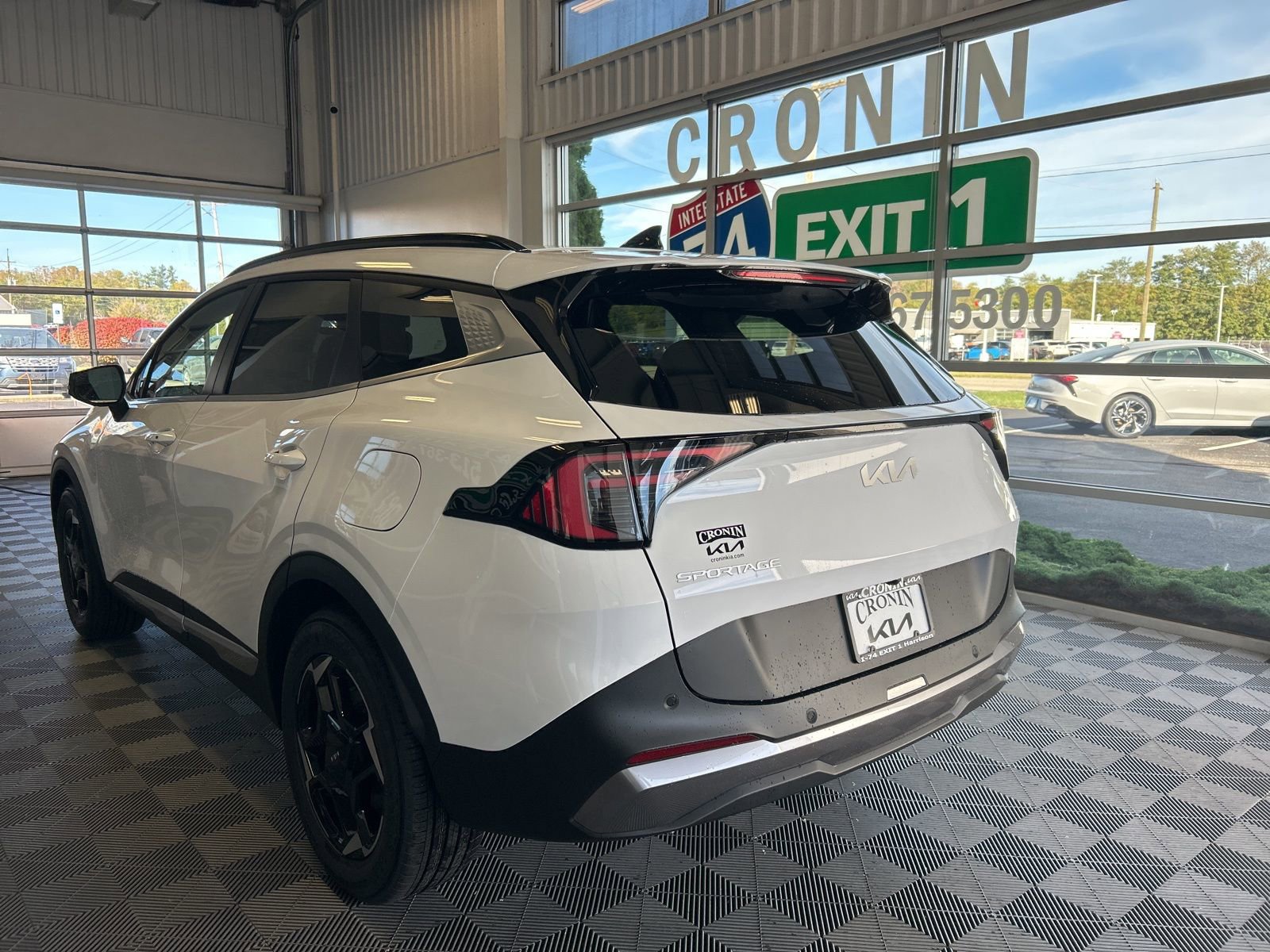 New 2026 Kia Sportage EX image 4