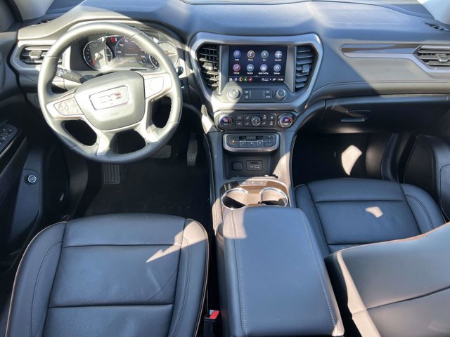 Used 2023 GMC Acadia AT4 w/ Technology Package image 10