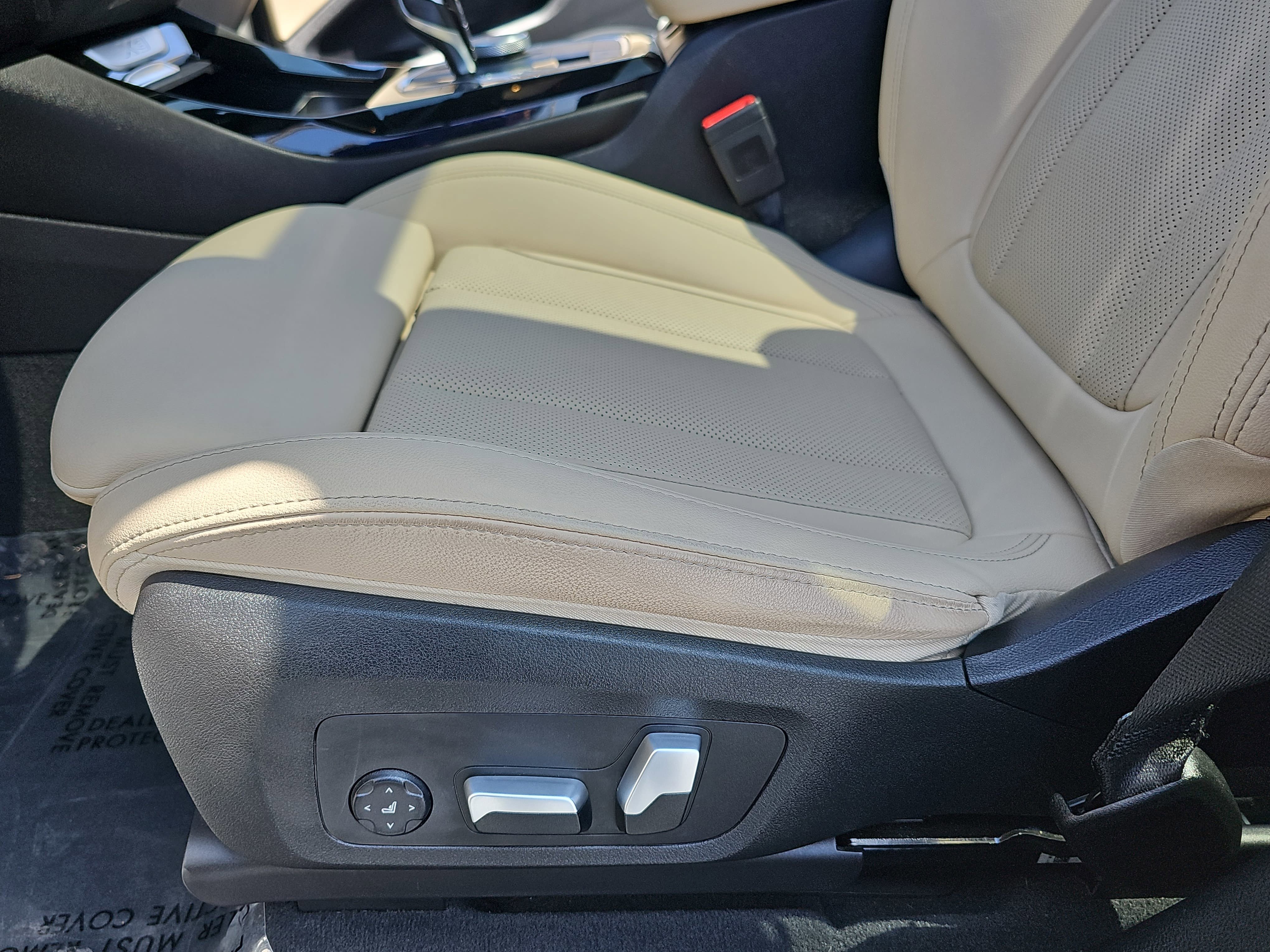 Used 2024 BMW X3 sDrive30i w/ Convenience Package RWD image 29