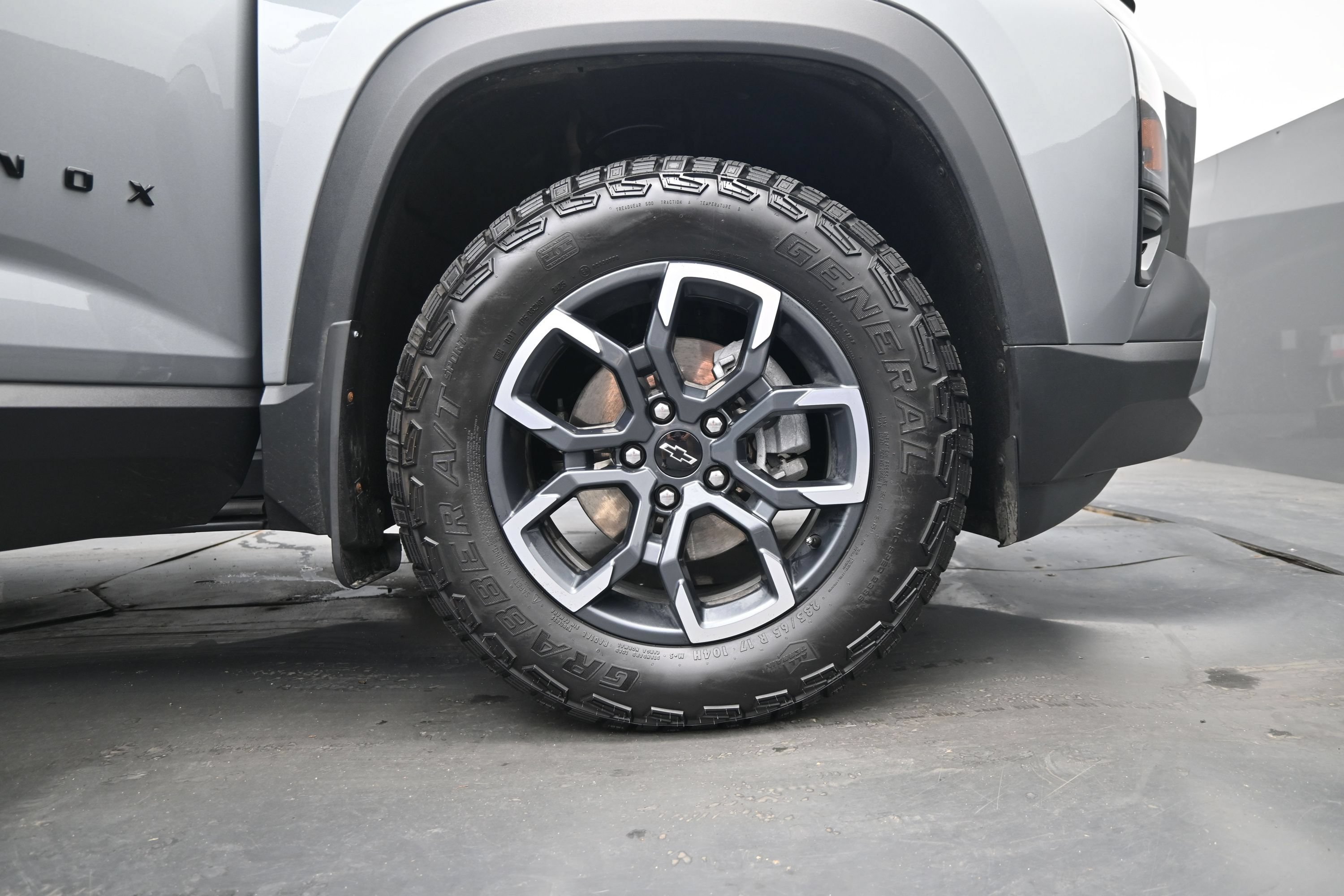 Used 2026 Chevrolet Equinox ACTIV w/ Safety and Technology Package AWD/4WD image 26