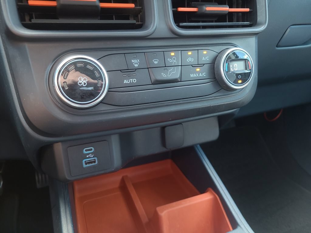 Used 2022 Ford Maverick XLT w/ Equipment Group 300A Standard AWD/4WD image 22