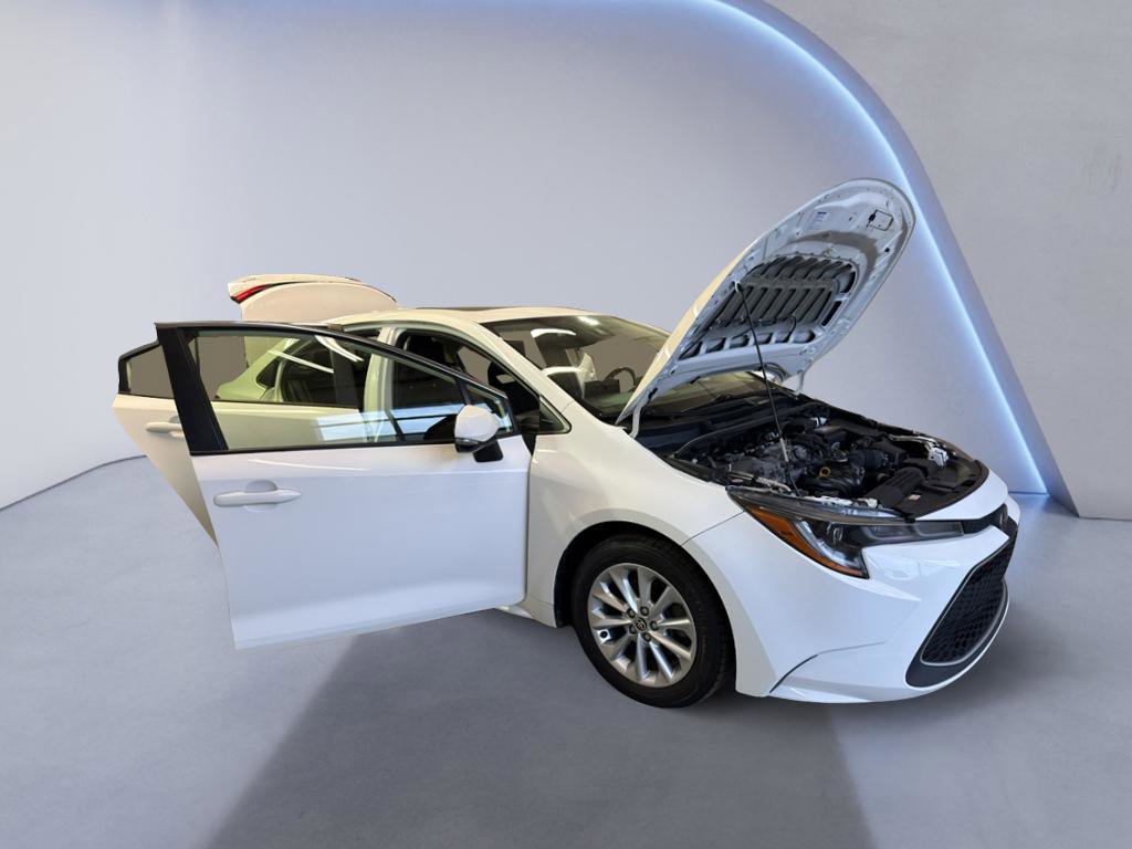 Used 2022 Toyota Corolla XLE FWD image 8