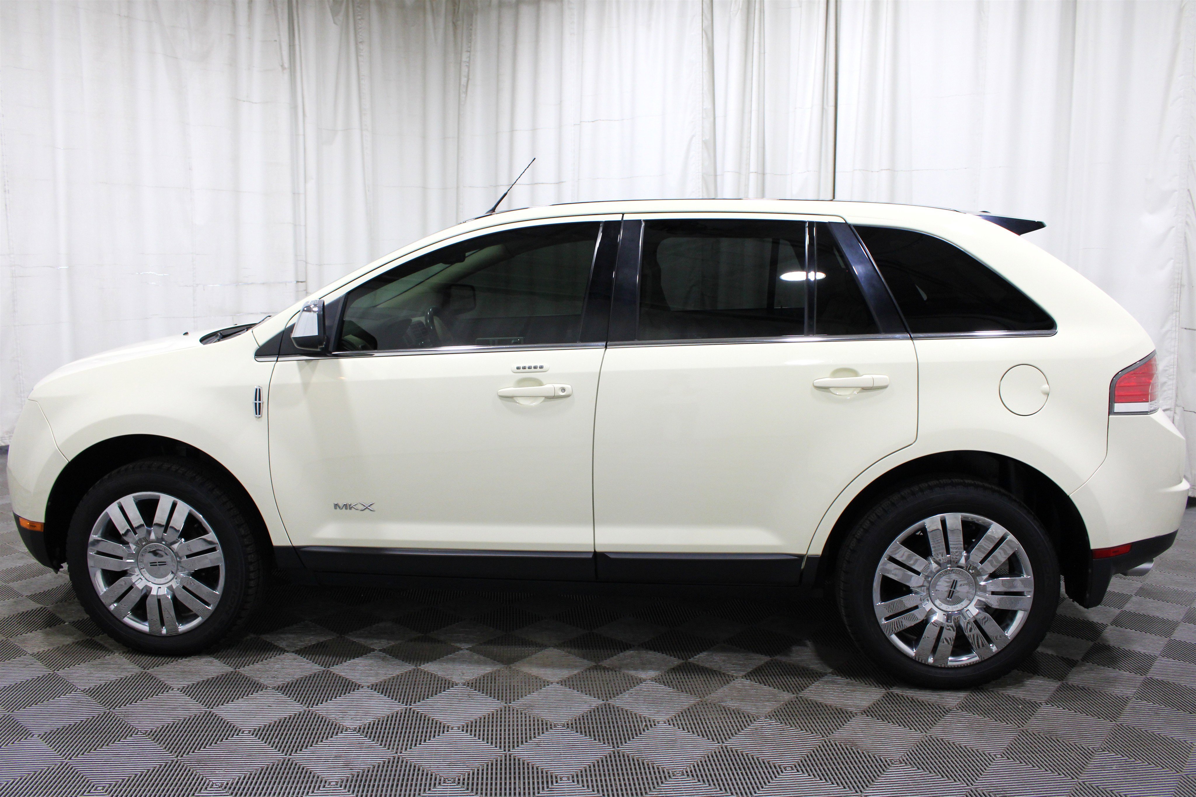 Used 2008 Lincoln MKX AWD image 35