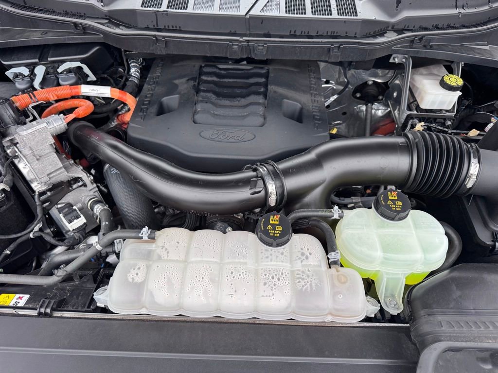 Used 2023 Ford F150 Lariat w/ Equipment Group 502A High image 31