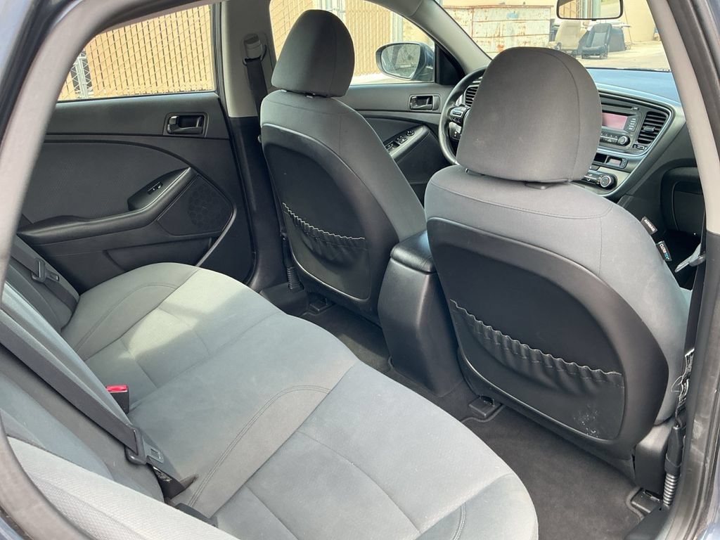 Used 2015 Kia Optima LX FWD image 24