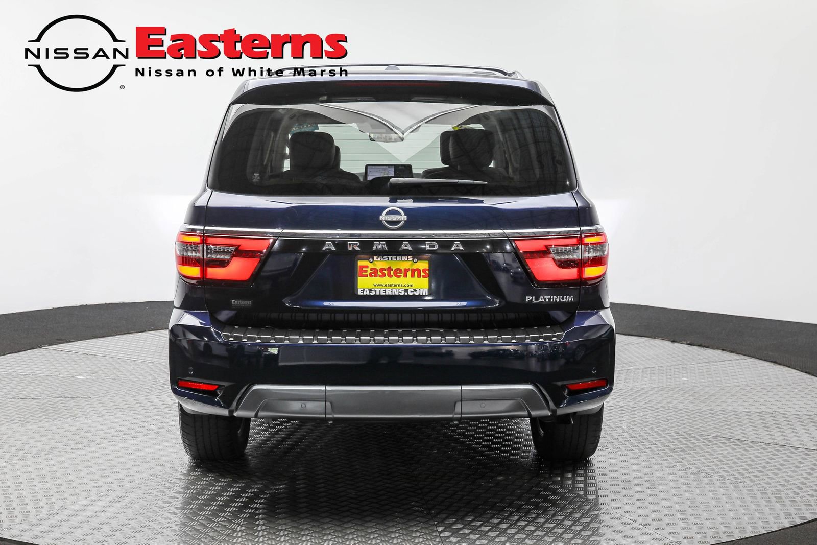 Used 2023 Nissan Armada Platinum w/ Captain's Chairs Package image 6