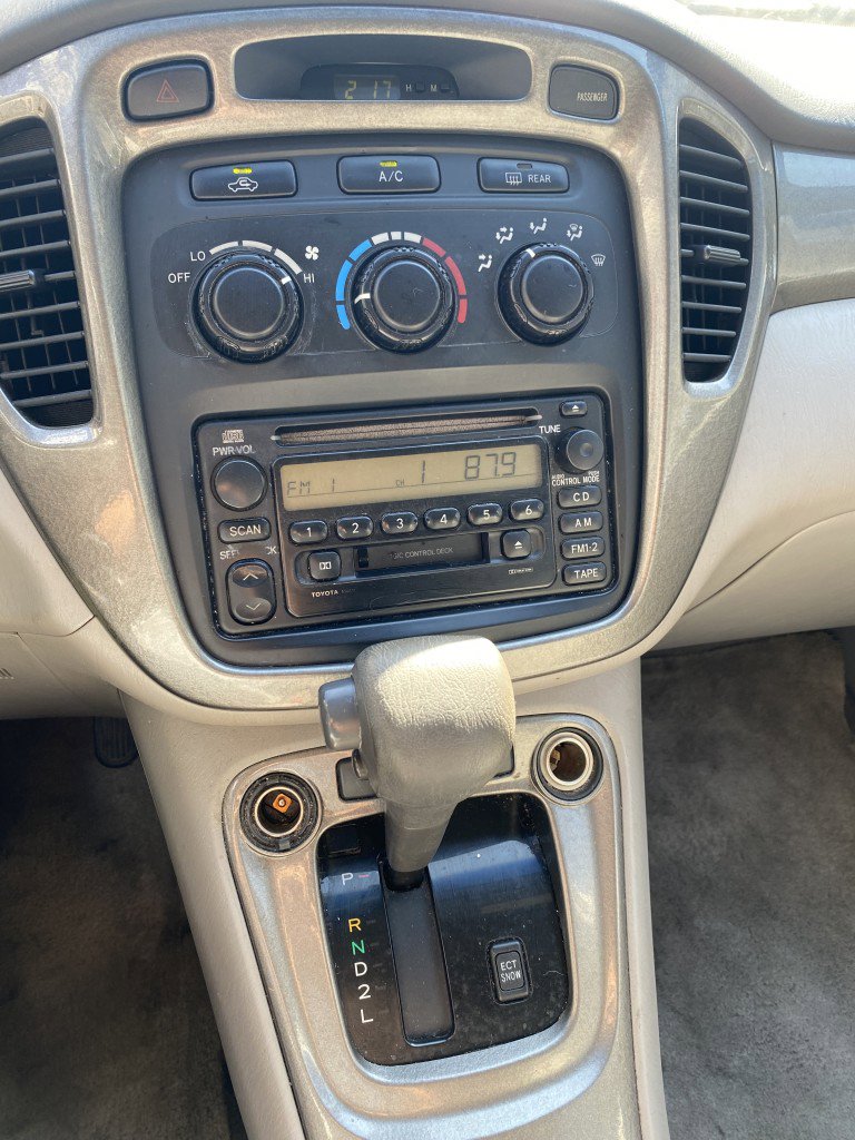 Used 2003 Toyota Highlander 2WD V6 image 19