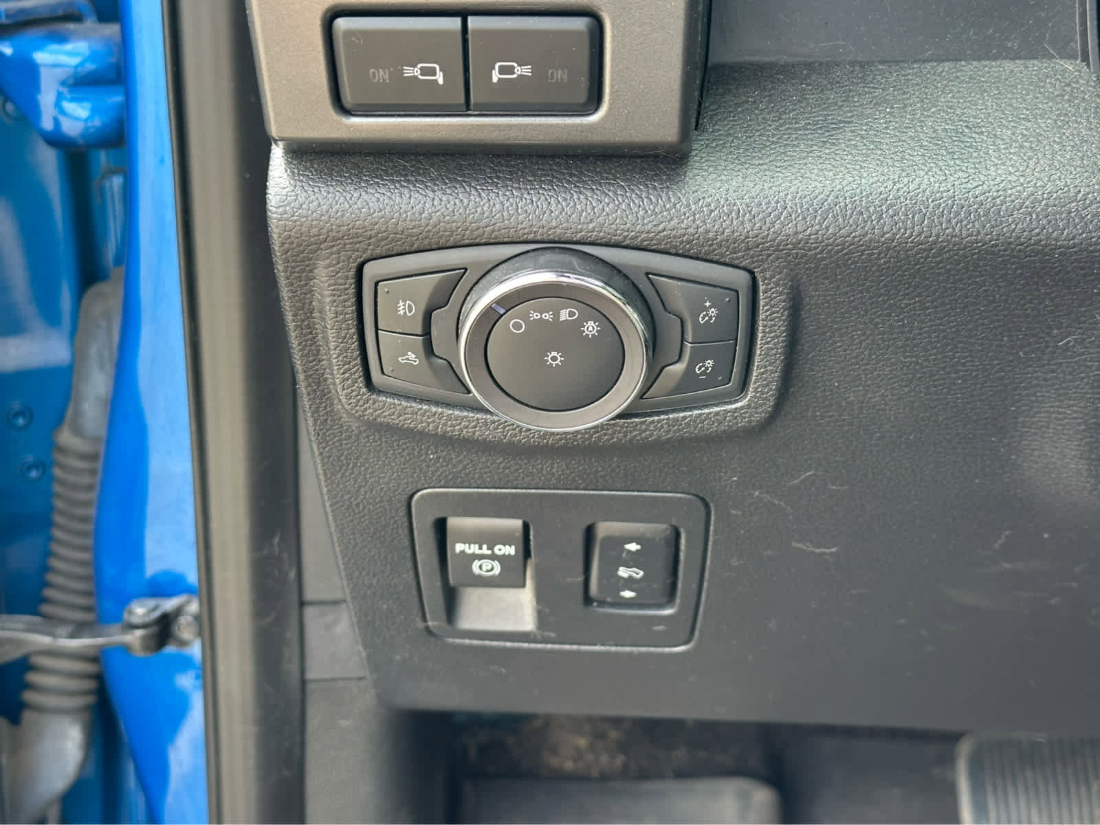 Used 2019 Ford F150 XLT w/ Equipment Group 302A Luxury AWD/4WD image 20