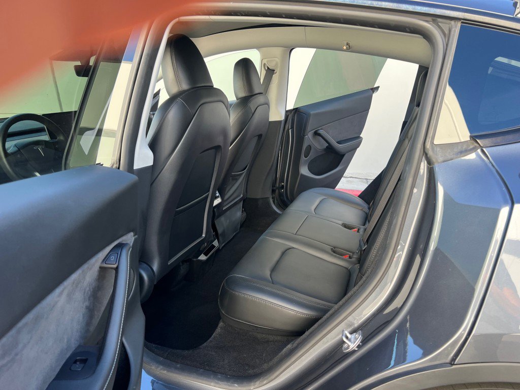 Used 2023 Tesla Model Y Long Range image 15