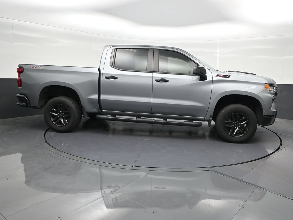 Used 2024 Chevrolet Silverado 1500 LT Trail Boss w/ Convenience Package II AWD/4WD image 7