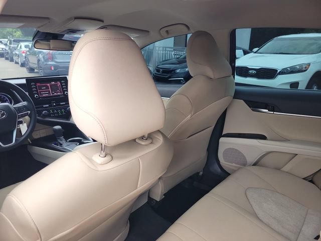 Used 2021 Toyota Camry LE FWD image 12