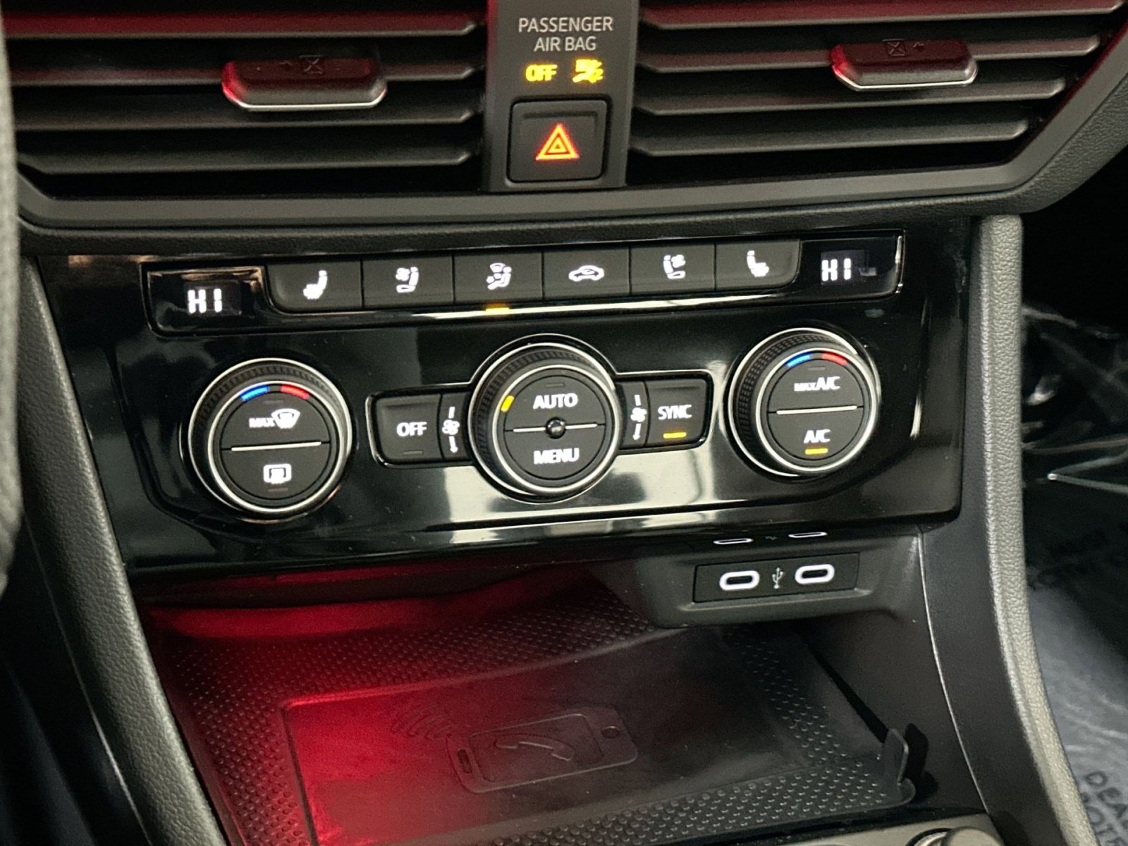 Used 2022 Volkswagen Jetta GLI Autobahn image 27