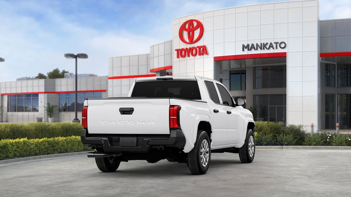 Used 2025 Toyota Tacoma SR image 39