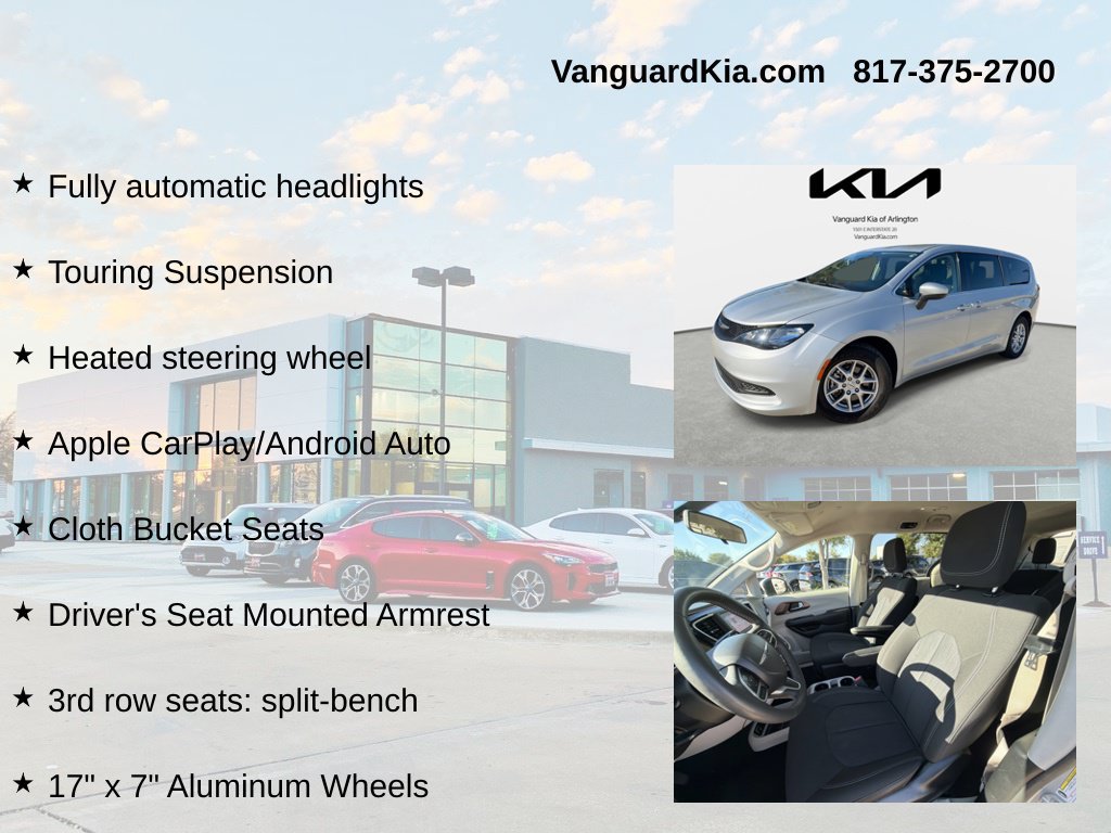 Used 2022 Chrysler Voyager LX FWD image 12