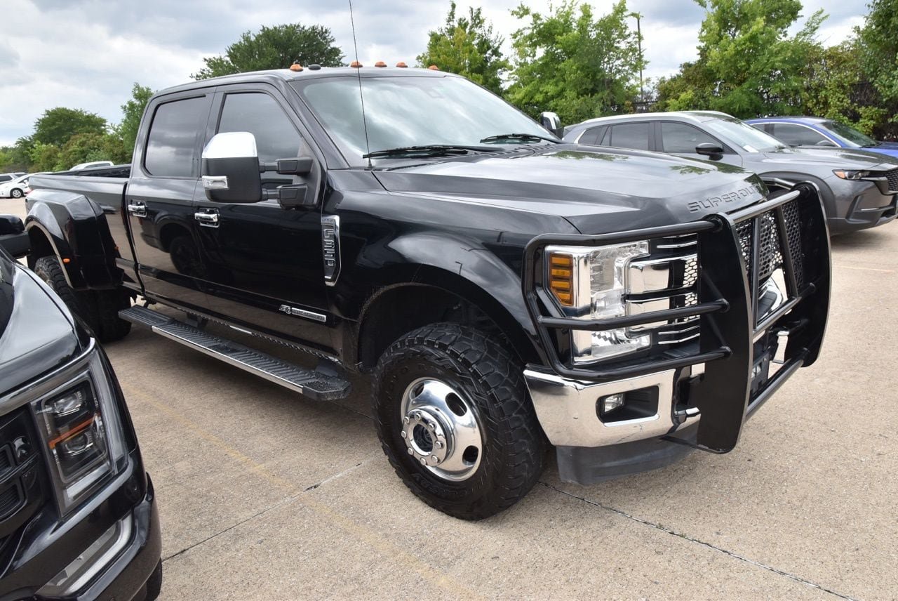 Used 2018 Ford F350 Lariat w/ Lariat Ultimate Package AWD/4WD image 5