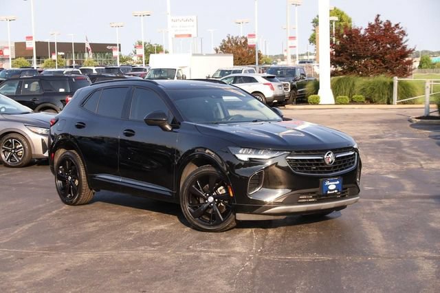 Used 2021 Buick Envision Essence w/ Sport Touring Package FWD image 2