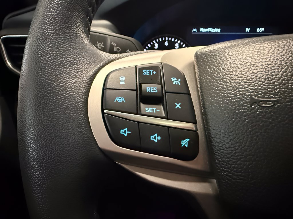 Used 2023 Ford Explorer Limited w/ Limited Technology Package AWD/4WD image 24