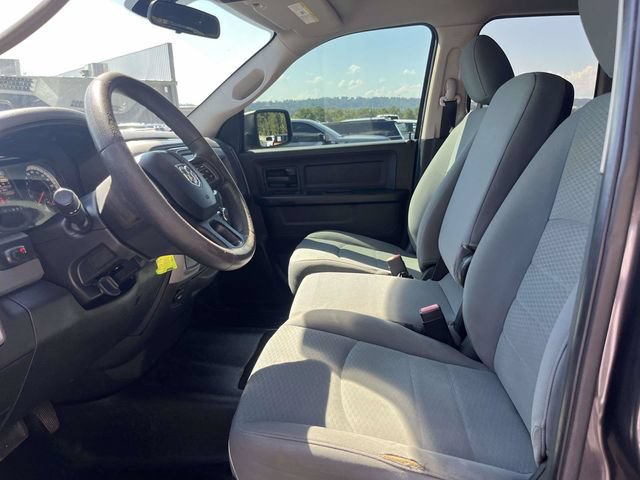 Used 2017 RAM 1500 Express RWD image 22