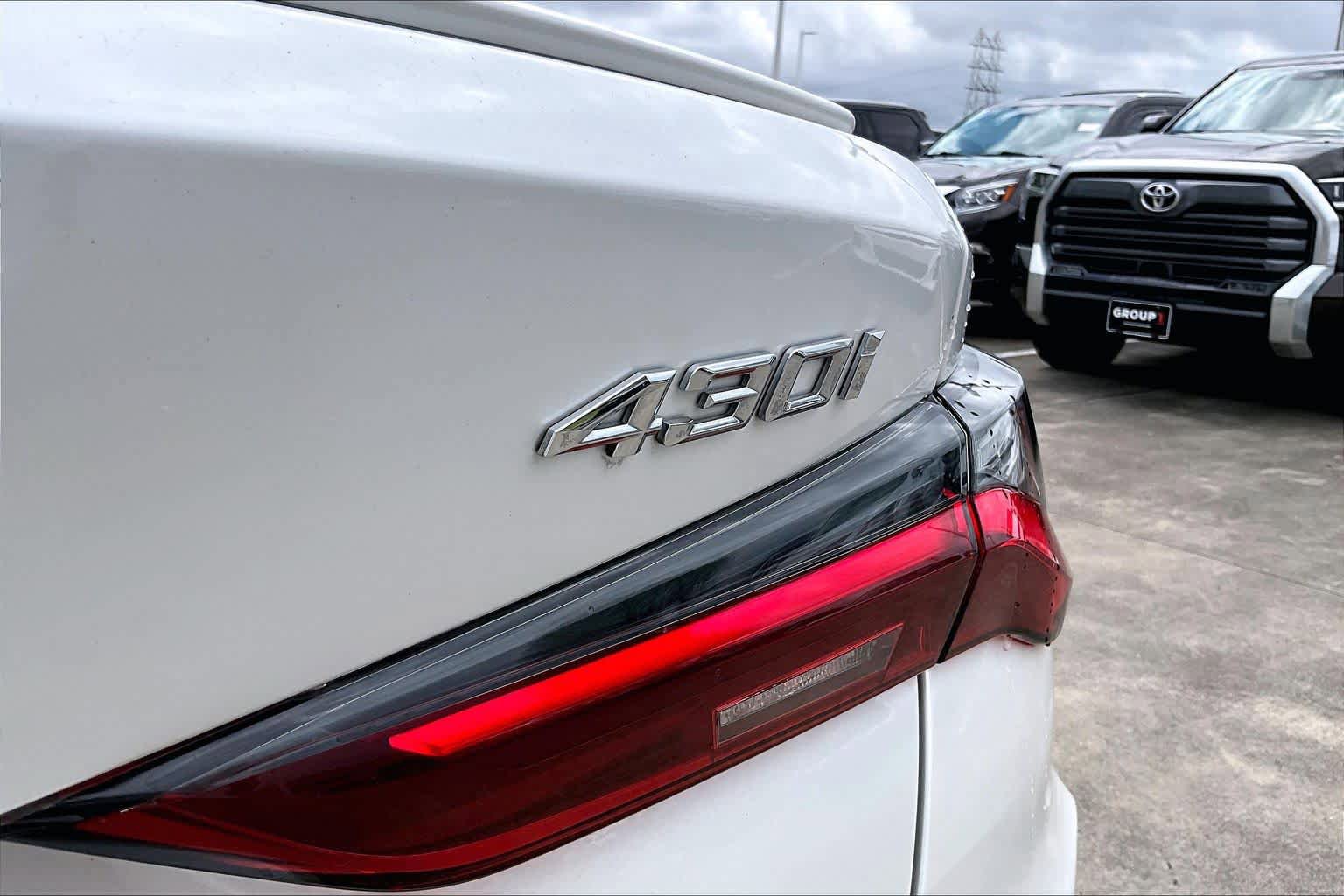 Used 2022 BMW 430i Coupe w/ M Sport Package RWD image 27