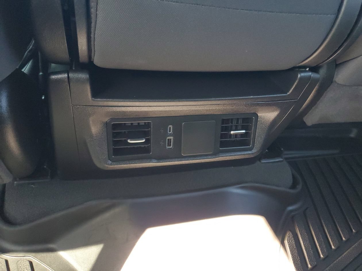 Used 2025 Chevrolet Silverado 2500 Custom w/ Custom Convenience Package AWD/4WD image 16
