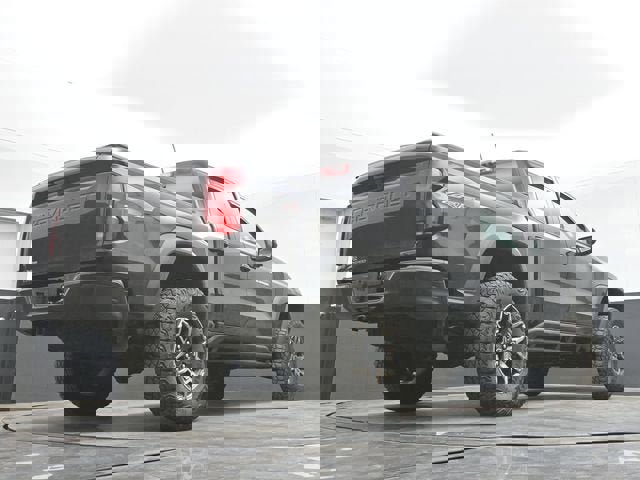 Used 2024 Chevrolet Colorado ZR2 image 31