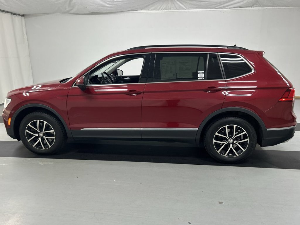 Used 2021 Volkswagen Tiguan SE w/ Panoramic Sunroof Package AWD/4WD image 6
