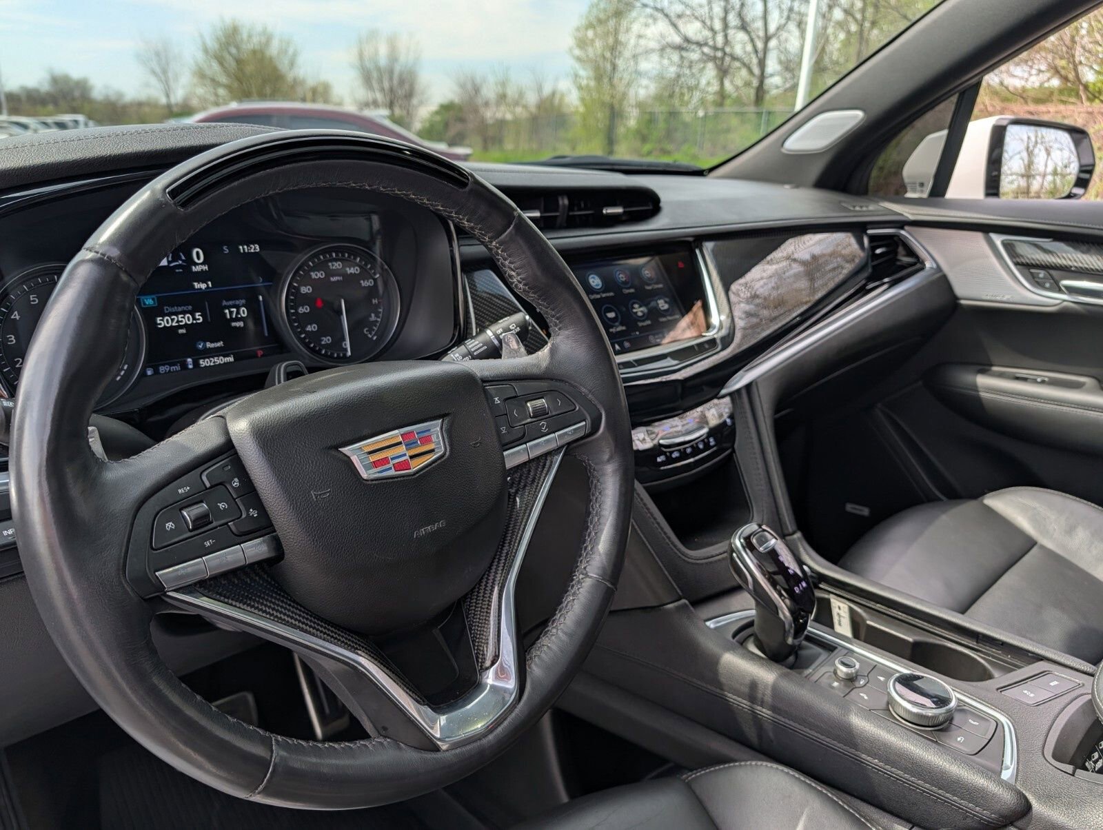 Used 2024 Cadillac XT6 Sport w/ LPO, Onyx Lite Package AWD/4WD image 39