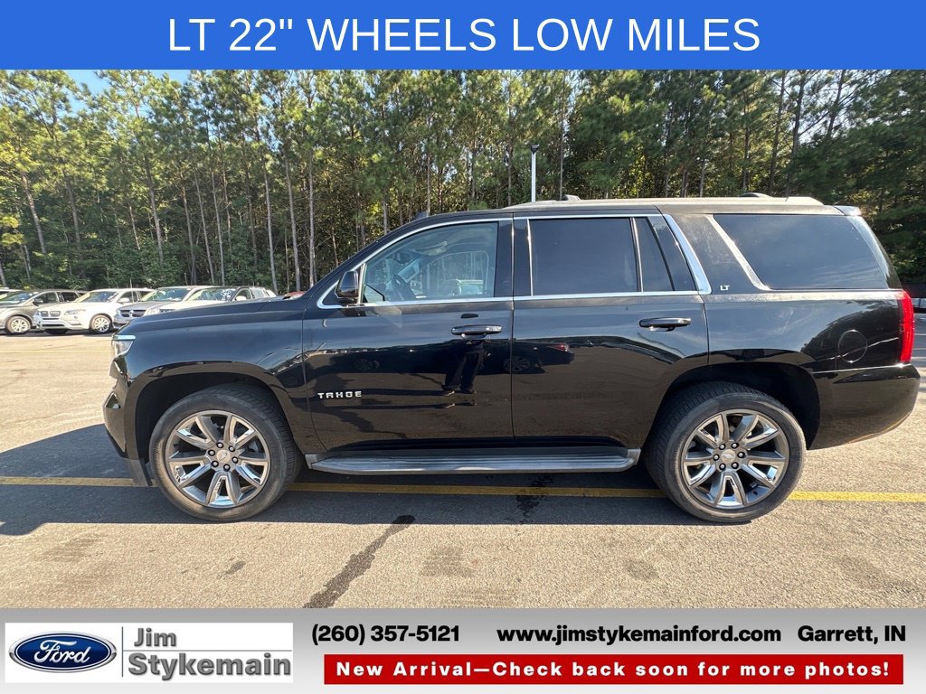 Used 2017 Chevrolet Tahoe LT w/ Luxury Package AWD/4WD image 2
